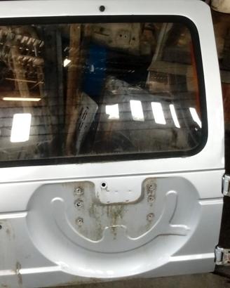 portellone posteriore Mitsubishi Pajero 3.0 5 P '9