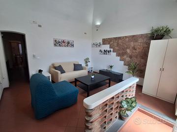 Appartamento + GARAGE Vitt. Emanuele/Università