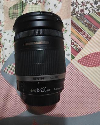 CANON OBIETTIVO 18-200 STABILIZZATO PARI AL NUOVO