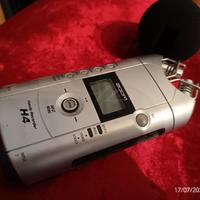 Zoom H4 