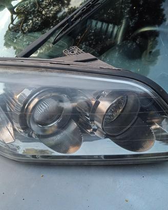 Faro fari anteriori destro e sinistro captiva 2007