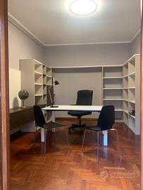 Stanza ufficio Caserta centro