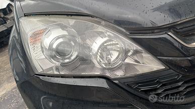 Fanale anteriore dx Honda CR-V anno 2012