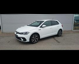 VOLKSWAGEN POLO 1.0 TSI DSG R-LINE U615527