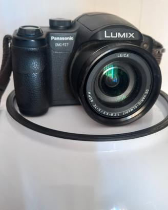 Panasonoc Lumix DMC-F27