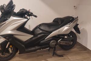 kymco ak 550