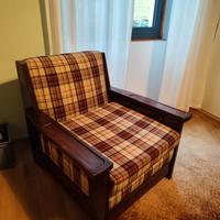 Due poltrone (vendibili anche separatamente)