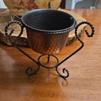 Fioriera cestello in rame e ferro