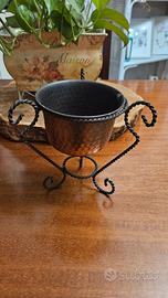 Fioriera cestello in rame e ferro