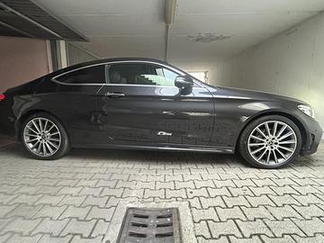 Mercedes C 220 4matic coupè