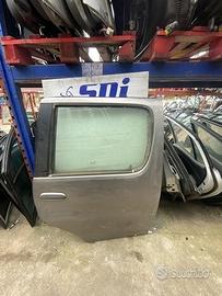 Porta post dx toyota yaris verso