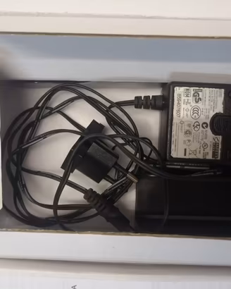 hard disk portatile + 5 USB sticks