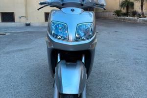 SCOOTER YAMAHA XC300