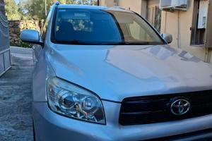 Toyota Rav 2.2 - 136 cv*garanzia 12 mesi