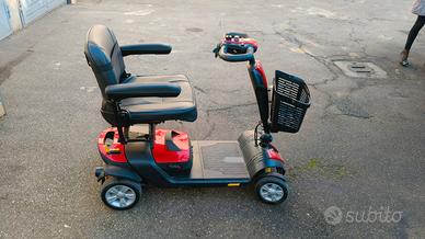 Mini scuter elettrico per disabili