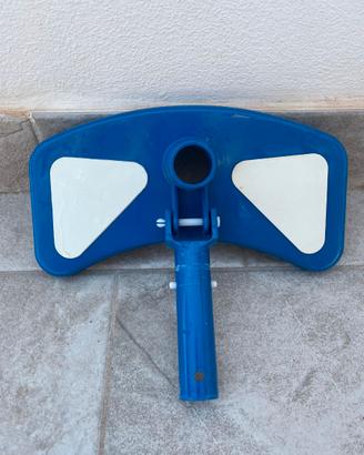 Aspirafango per piscina