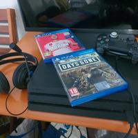 Playstation 4 + giochi + joystick + cuffie