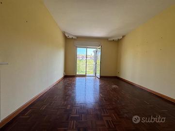 3 LOCALI A MARANO DI NAPOLI