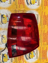 FARO POSTERIORE SINISTRO AUDI A4 SW ANNO:2007