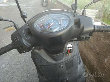 Suzuki UX Sixteen 125 - 2009