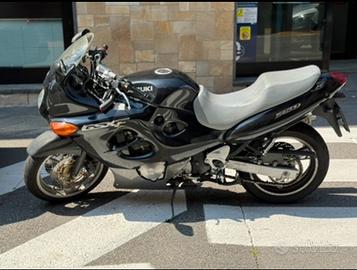 Suzuki GSX-F 750