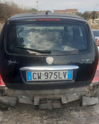 Vari ricambi usati per lancia y 1300 diesel  . 05