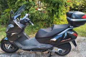 scooter Aprilia 300