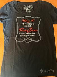 T shirt “Guess jeans”