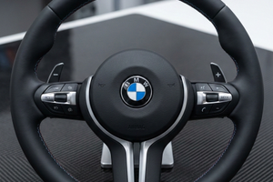 Volante per BMW MSport con palette cambio