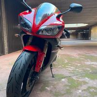 Yamaha YZF R1