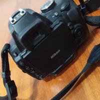 Nikon D5000 + kit 18-55