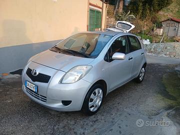 iaris    1000  Toyota