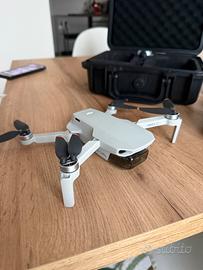 Drone DJI Mini 2 SE fly more combo