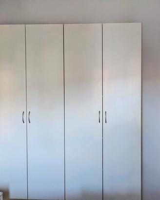 Armadio Ikea 4 Ante Battenti