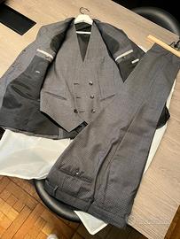 abiti completi uomo come nuovi