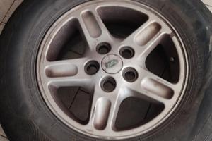 Land Rover Discovery 2 gomme invernali 