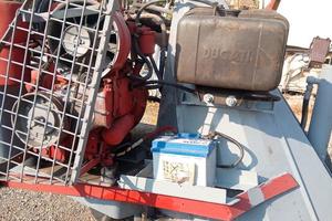 Caricatore ,scava fossi