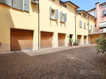 2 LOCALI A REGGIO NELL'EMILIA