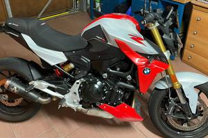 Bmw F900R