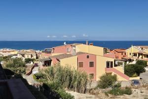 2 LOCALI A CASTELSARDO