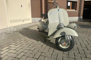 Piaggio Vespa faro basso 1953