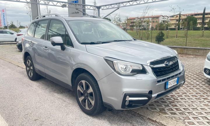 Subaru Forester 2.0i Style lineartronic