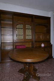 Mobile soggiorno con tavolo in legno