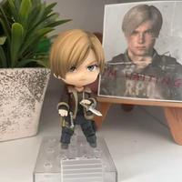 Action figure Leon Kennedy di Resident evil 