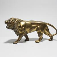 Scultura Leone in Metallo Dorato  fine XIX secolo