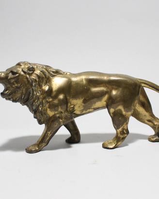Scultura Leone in Metallo Dorato  fine XIX secolo