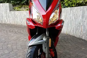 SCOOTER EAGLE 125cc ROSSO ANCHE IN COMODE RATE