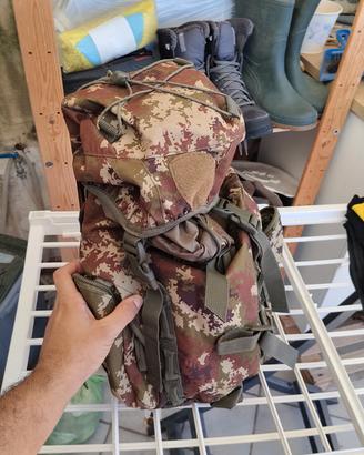 zaino militare per trekking 