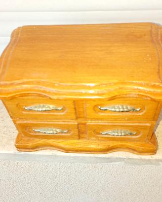 portagioie in legno vintage 