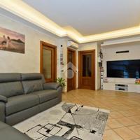 4 LOCALI A RIVA PRESSO CHIERI